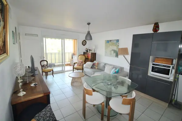 HYERES 83400 – Vente Appartement 2&nbsp;pièces 1&nbsp;chambre