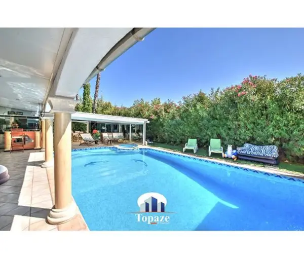 PUGET SUR ARGENS 83480 – Vente maison/villa 7&nbsp;pièces 4&nbsp;chambres