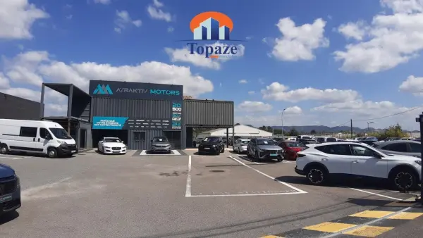 ROQUEBRUNE SUR ARGENS 83520 – Vente local 6&nbsp;pièces