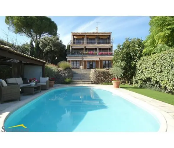 PEZENAS 34120 – Vente maison/villa 6&nbsp;pièces 4&nbsp;chambres
