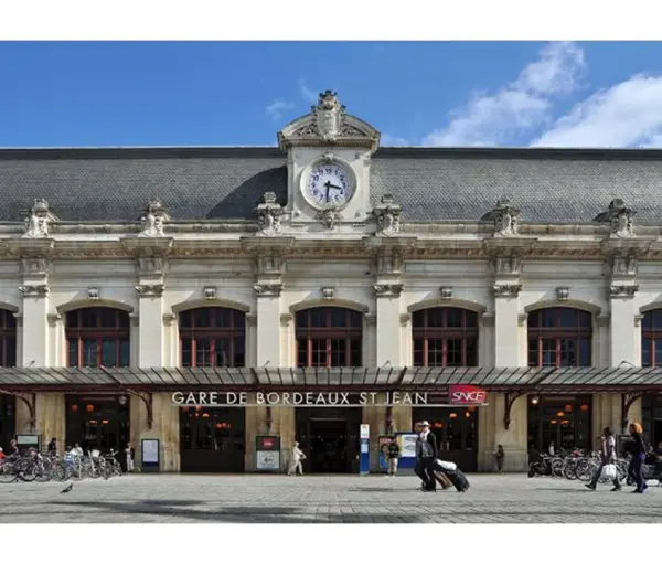 BORDEAUX 33800 – Vente fond de commerce local 1&nbsp;pièce