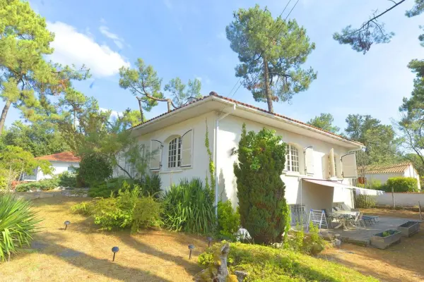 St Georges de Didonne 17110 – Vente maison/villa 8&nbsp;pièces 5&nbsp;chambres