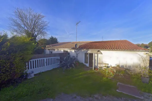 ARCES 17120 – Vente maison/villa 6&nbsp;pièces 2&nbsp;chambres