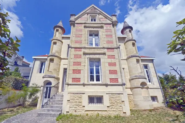 ROYAN 17200 – Vente maison/villa 9&nbsp;pièces 5&nbsp;chambres