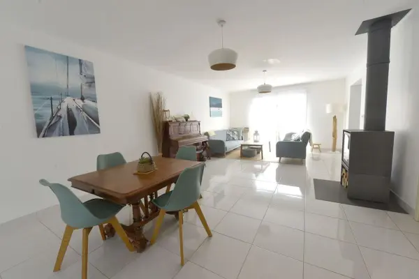 SEMUSSAC 17120 – Vente maison/villa 4&nbsp;pièces 3&nbsp;chambres