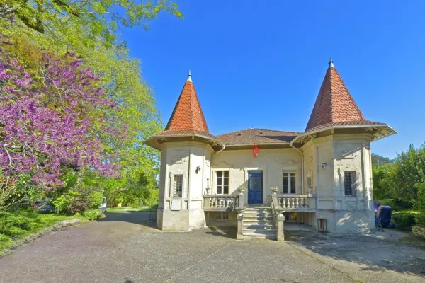 ROYAN 17200 – Vente château 8&nbsp;pièces 4&nbsp;chambres