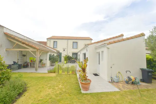 MEDIS 17600 – Vente maison/villa 8&nbsp;pièces 5&nbsp;chambres