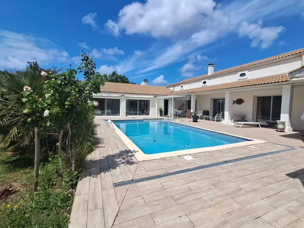 BREUILLET 17920 – Vente maison/villa 8&nbsp;pièces 4&nbsp;chambres