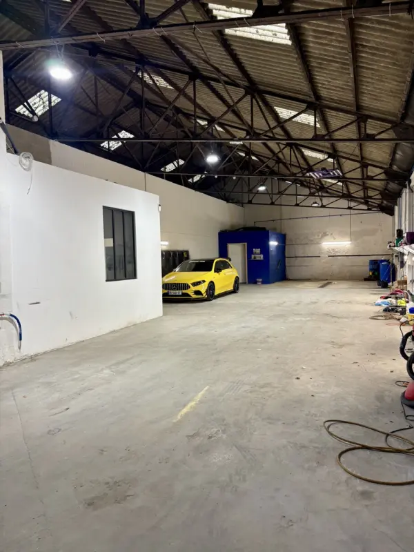 Rochefort 17300 – Location local 2&nbsp;pièces