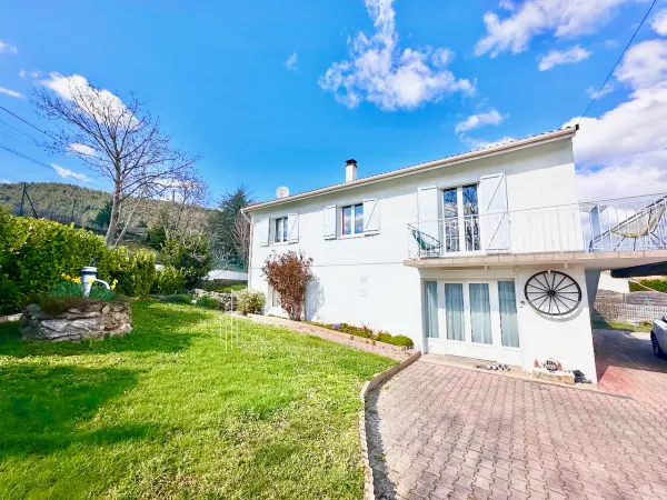Annonay 07100 – Vente maison/villa 8&nbsp;pièces 5&nbsp;chambres