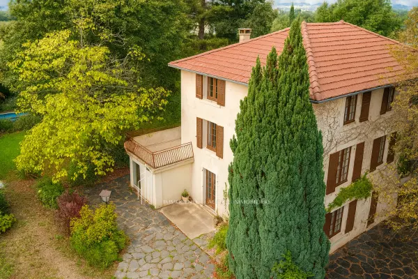 Vienne 38200 – Vente maison/villa 9&nbsp;pièces 6&nbsp;chambres