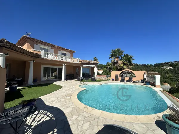 Sainte-Maxime 83120 – Vente de prestige maison/villa 5&nbsp;pièces 4&nbsp;chambres