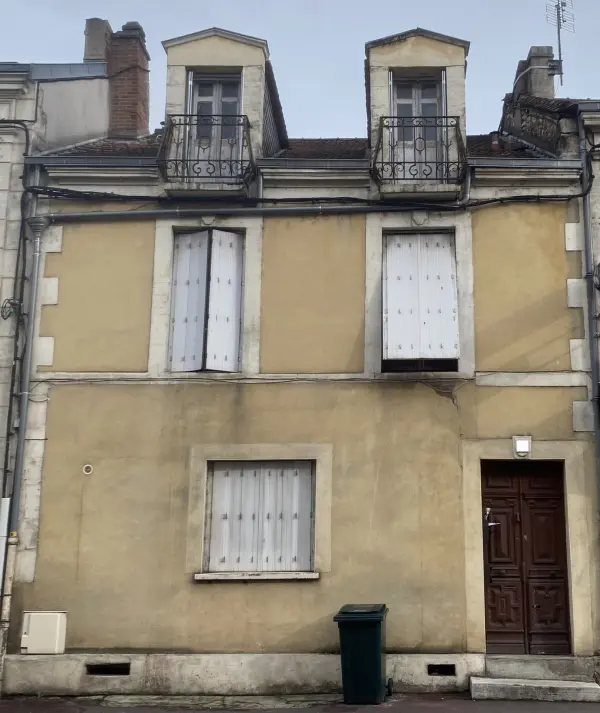 Périgueux 24000 – Vente immeuble 8&nbsp;pièces 5&nbsp;chambres