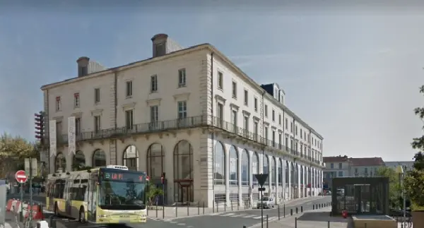 Périgueux 24000 – Vente immeuble 44&nbsp;pièces