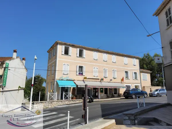 Toulon 83000 – Location appartement 4&nbsp;pièces 2&nbsp;chambres