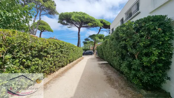 La capte 83400 – Location appartement 1&nbsp;pièce