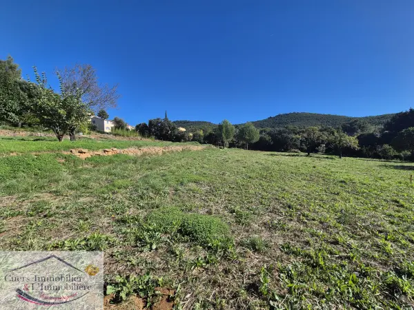 Le Pradet 83220 – Vente de prestige terrain