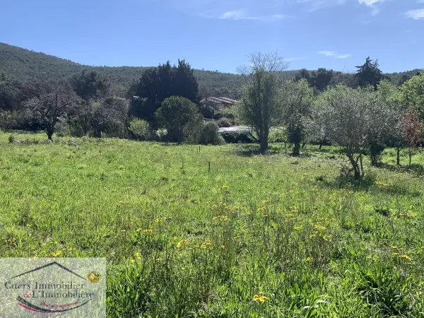 Le Pradet 83220 – Vente de prestige terrain