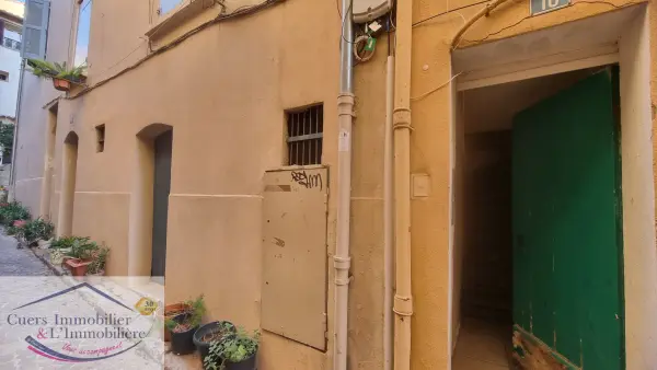 Hyères 83400 – Vente cave