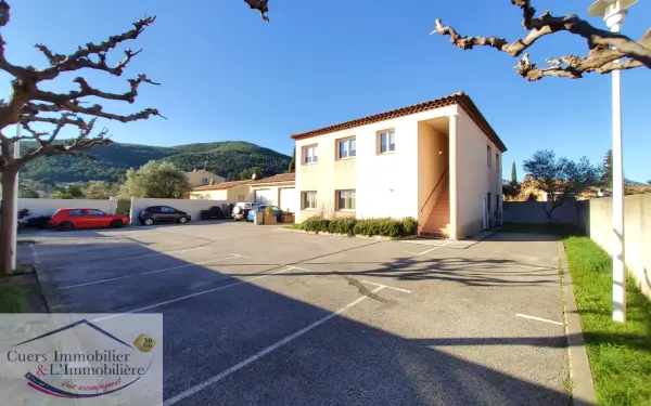 Cuers 83390 – Vente local