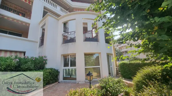 Hyères 83400 – Vente local