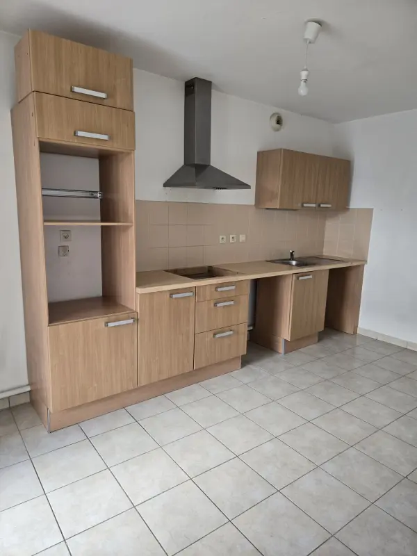 Carpentras 84200 – Location appartement 3&nbsp;pièces 2&nbsp;chambres