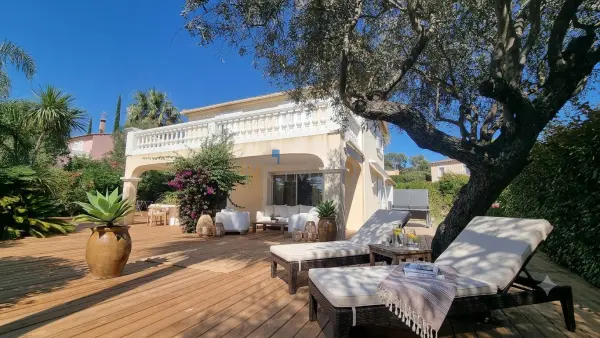 Saint-Raphaël 83700 – Vente maison/villa 5&nbsp;pièces 4&nbsp;chambres