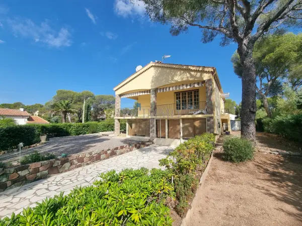 Saint-Raphaël 83700 – Vente maison/villa 7&nbsp;pièces 5&nbsp;chambres