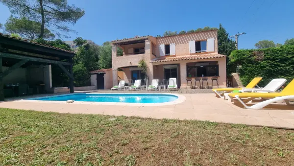 Saint-Raphaël 83700 – Vente maison/villa 5&nbsp;pièces 4&nbsp;chambres