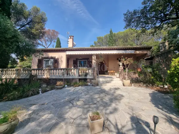 Saint-Raphaël 83700 – Vente maison/villa 6&nbsp;pièces 5&nbsp;chambres