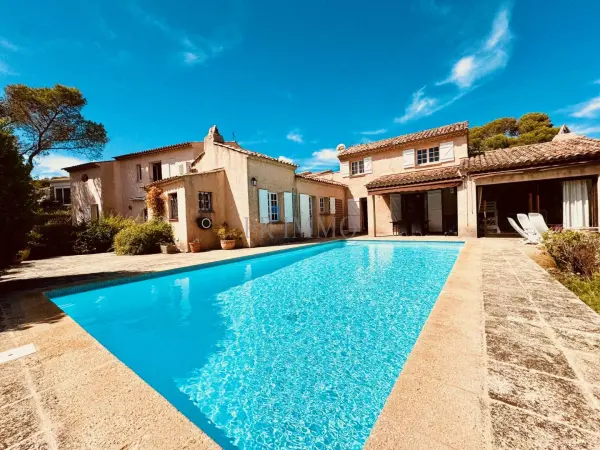 Saint-Raphaël 83700 – Vente maison/villa 6&nbsp;pièces 5&nbsp;chambres