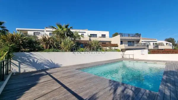 Saint-Raphaël 83700 – Vente appartement 3&nbsp;pièces 2&nbsp;chambres