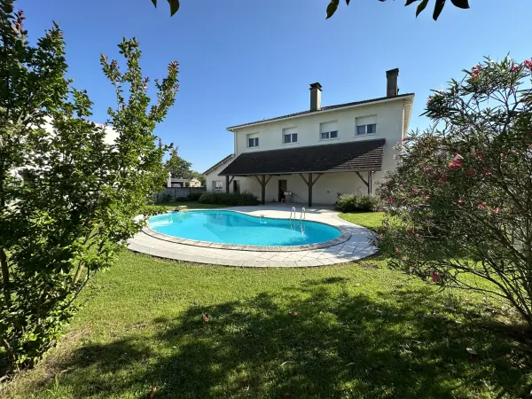 Gelos 64110 – Vente de prestige maison/villa 10&nbsp;pièces 5&nbsp;chambres