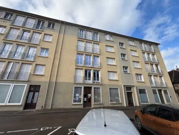 Autun 71400 – Vente local