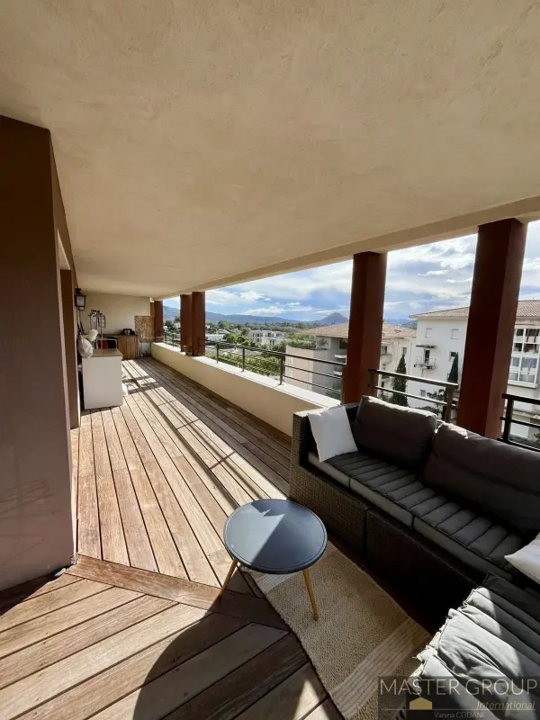 Porto-Vecchio 20137 – Vente appartement 3&nbsp;pièces 2&nbsp;chambres