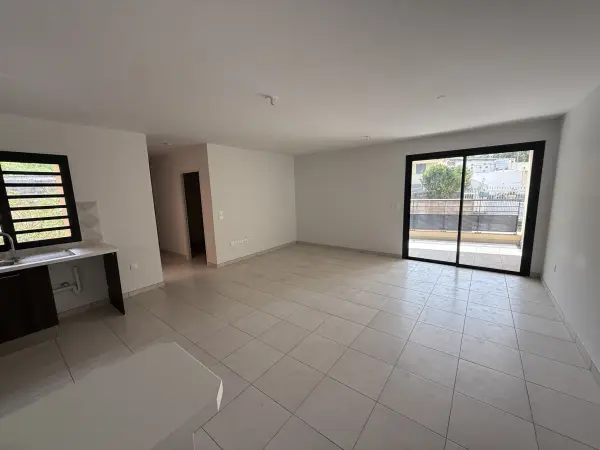 Saint-Denis 97490 – Location appartement 3&nbsp;pièces 2&nbsp;chambres