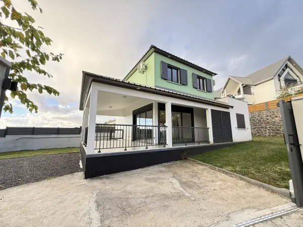 Saint-Paul 97422 – Location maison/villa 4&nbsp;pièces 3&nbsp;chambres