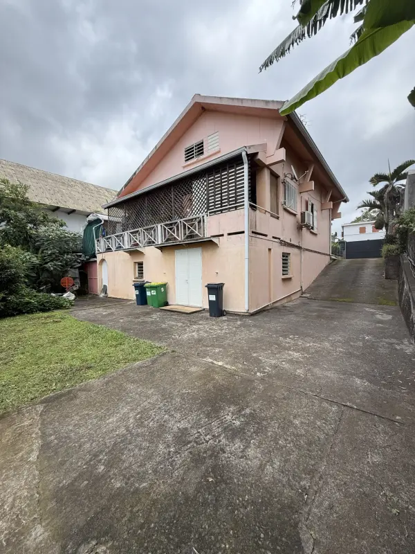 Le guillaume 97423 – Vente maison/villa 8&nbsp;pièces 6&nbsp;chambres
