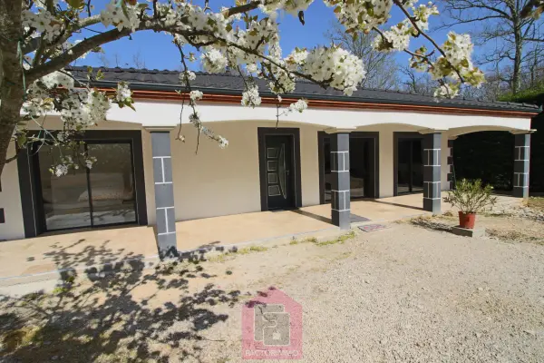 Fumel 47500 – Vente maison/villa 4&nbsp;pièces 3&nbsp;chambres