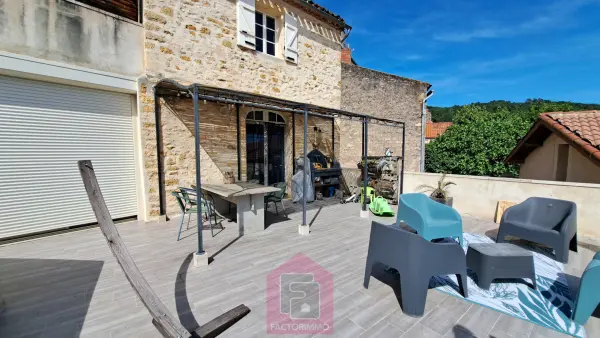 Puy-l&rsquo;Évêque 46700 – Vente maison/villa 10&nbsp;pièces 5&nbsp;chambres