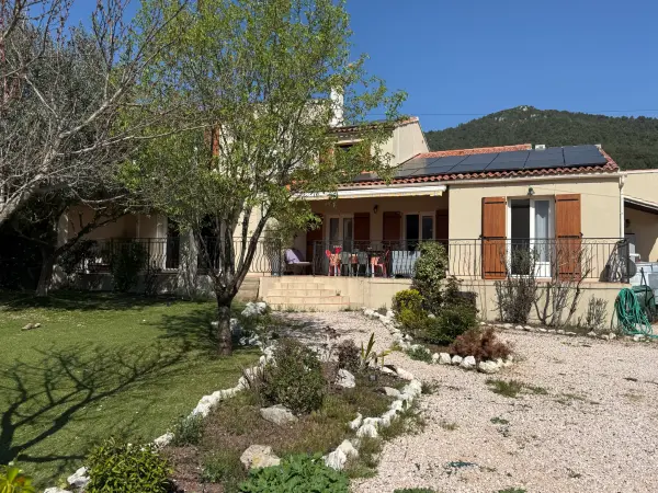 Signes 83870 – Vente maison/villa 6&nbsp;pièces 5&nbsp;chambres