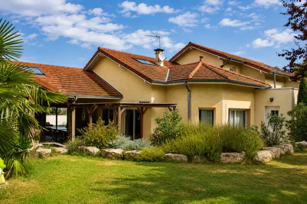 Châtenay 38980 – Vente de prestige maison/villa 9&nbsp;pièces 7&nbsp;chambres