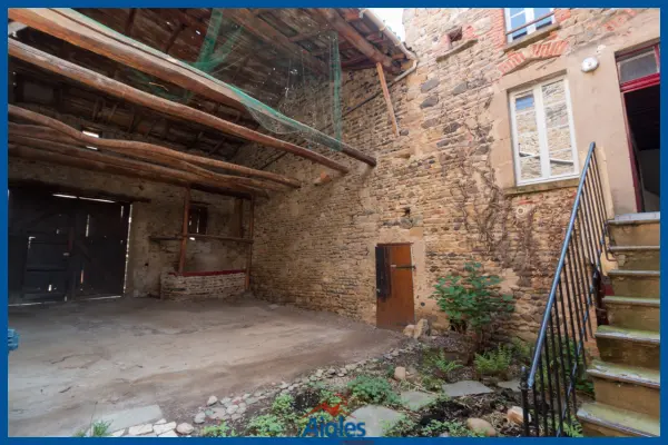 Le Breuil-sur-Couze 63340 – Location maison/villa 6&nbsp;pièces 3&nbsp;chambres