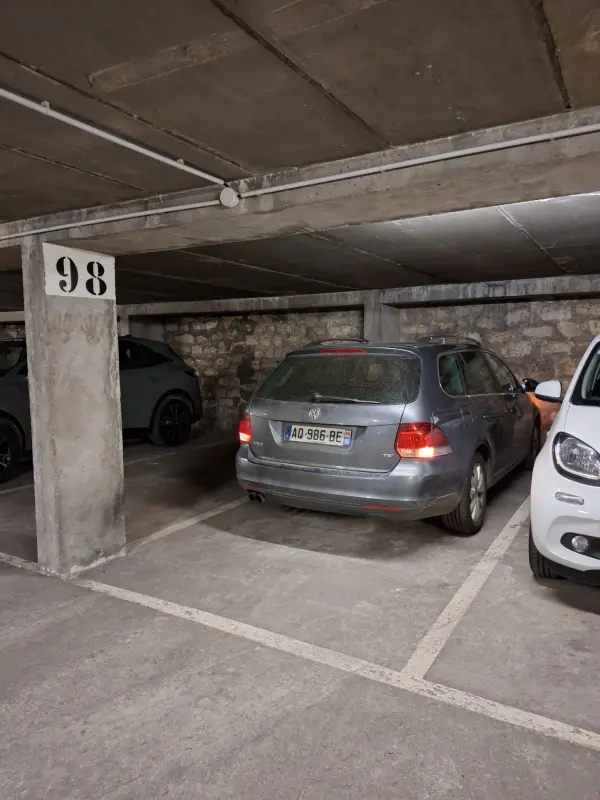Paris 75006 – Location parking/box