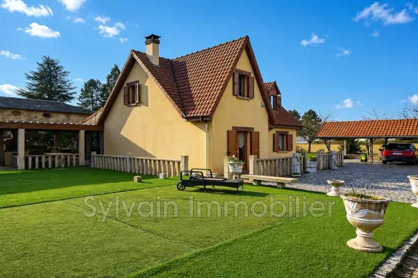 Neufchâtel-en-Bray 76270 – Vente maison/villa 7&nbsp;pièces 3&nbsp;chambres