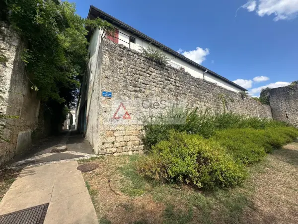 Cadillac-Sur-Garonne 33410 – Vente immeuble