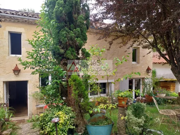 Escoussans 33760 – Vente maison/villa 5&nbsp;pièces 3&nbsp;chambres