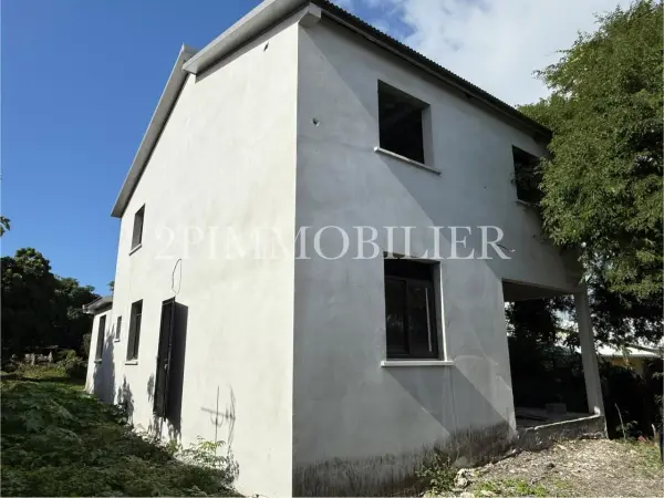 Saint-Pierre 97432 – Vente maison/villa 5&nbsp;pièces 4&nbsp;chambres