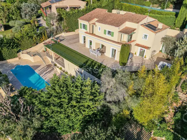 Mandelieu-la-Napoule 06210 – Vente maison/villa 8&nbsp;pièces 5&nbsp;chambres
