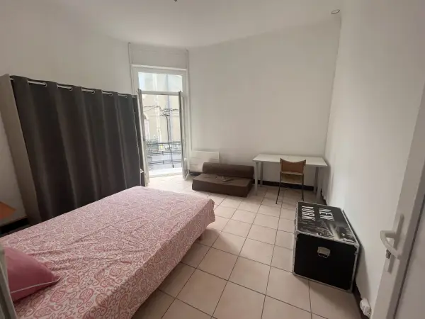 Nîmes 30000 – Location appartement 1&nbsp;pièce 1&nbsp;chambre